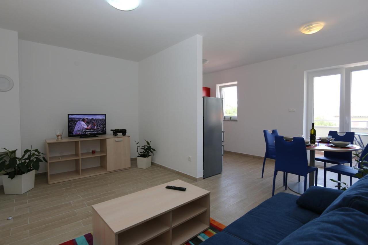 Apartments Sucic Iva I Tea Soline  Eksteriør bilde